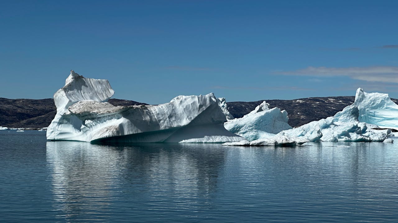 Greenland Icefjords & Coast